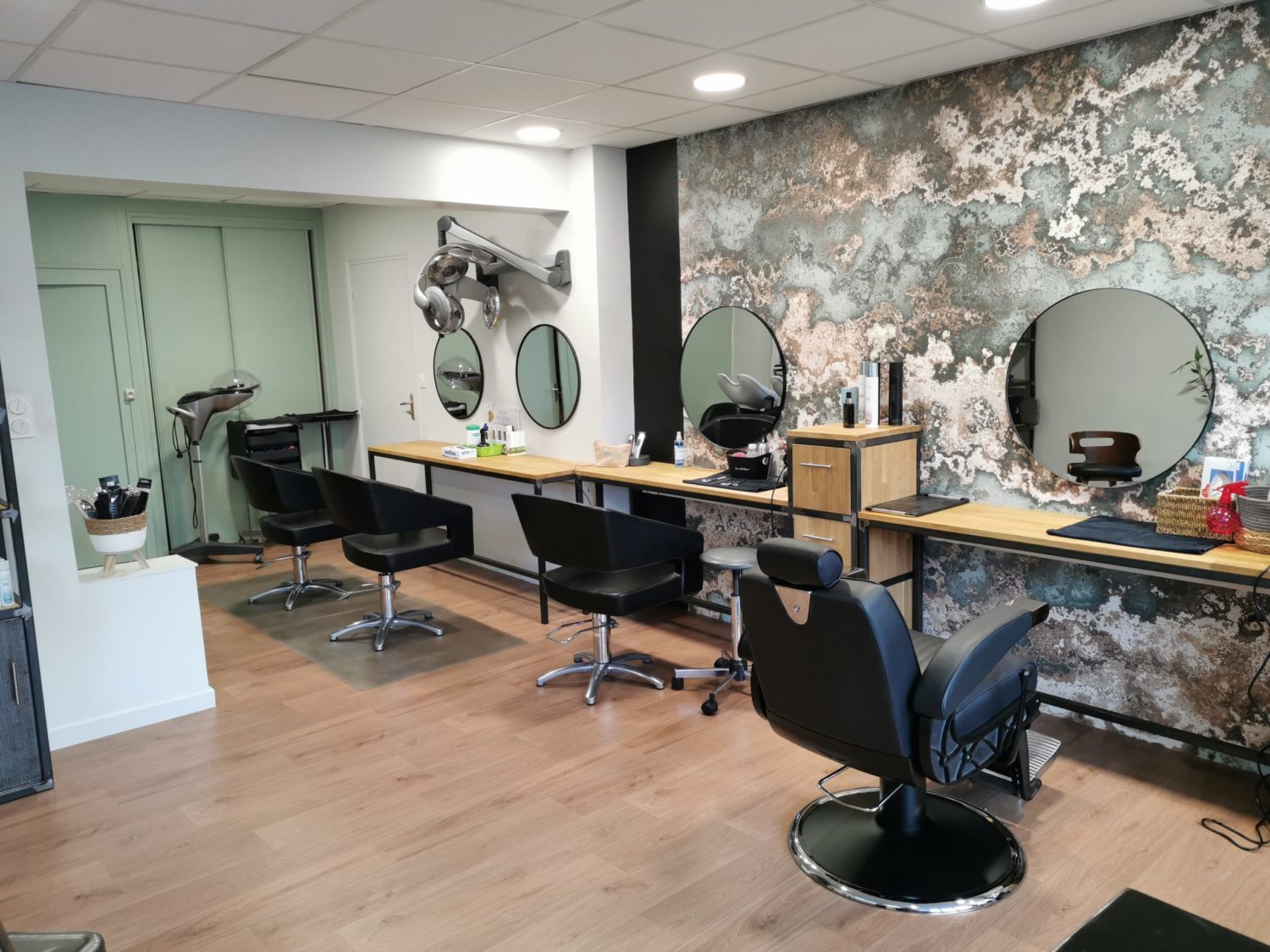 You are currently viewing Salon de coiffure Melle Jeanne – MUZILLAC